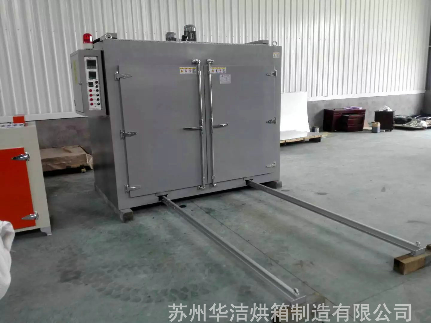 臺(tái)車烘箱使用需注意哪些事項(xiàng)？